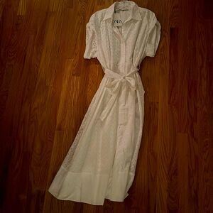 NWT Zara White 100% Cotton Eyelet button down dress XXL